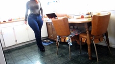 MILF WIDE HIPS ASS THIGHS