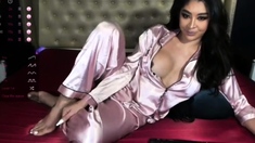 Hot Sexy Tranny Masturbate And Exposed Sexy Feet