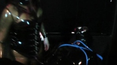 Amateur fetish big booty bitch riding with her bum