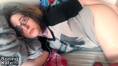 Cute amateur webcam teen girl toying pussy on webcam