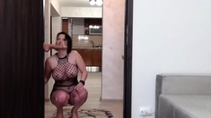 Amateur brunette ariana marie solo toying