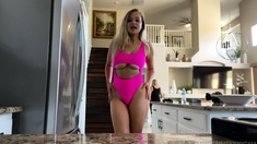 Sexy naked blonde Kiara Lord solo masturbation