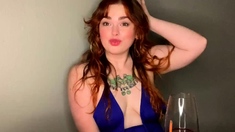 Amateur Webcam Girl Masturbate Big Dildo