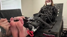 Fettish – No Safeword – Caitlin